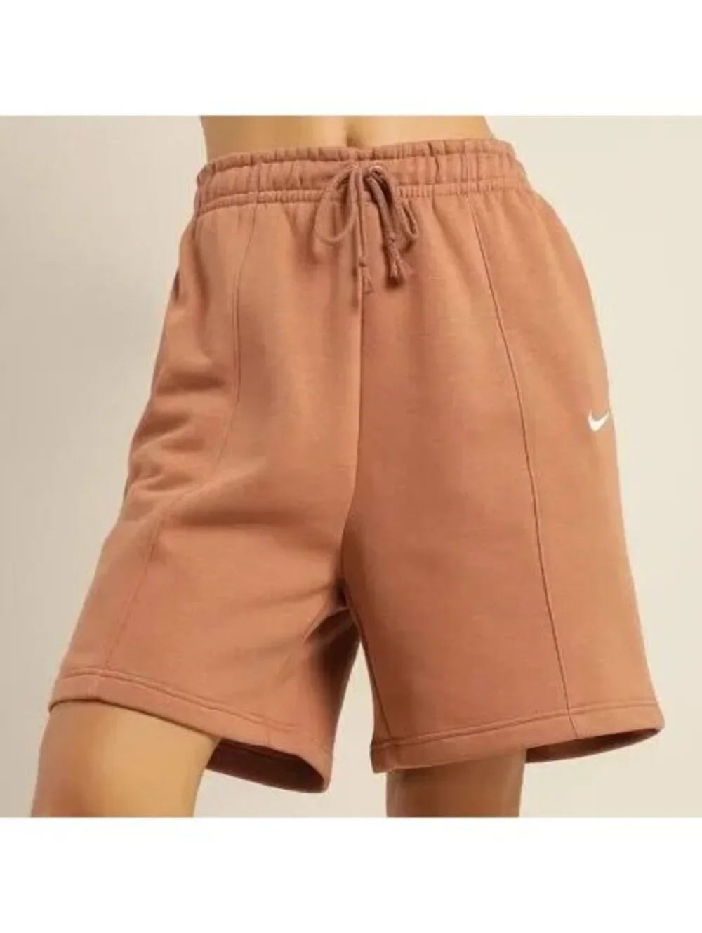 Nike Sportswear Essential High-Rise Fleece Shorts